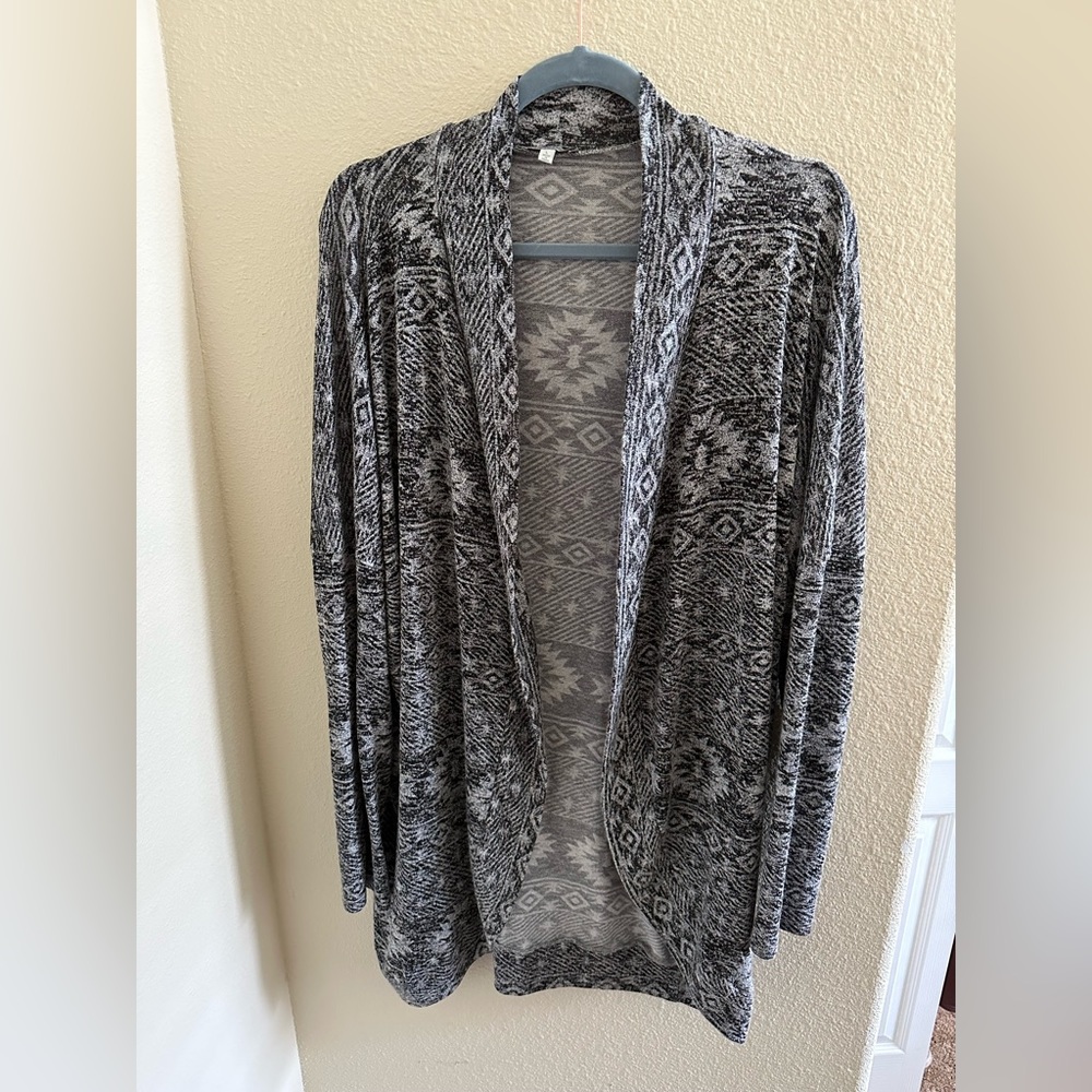 Comfy tribal print cardigan